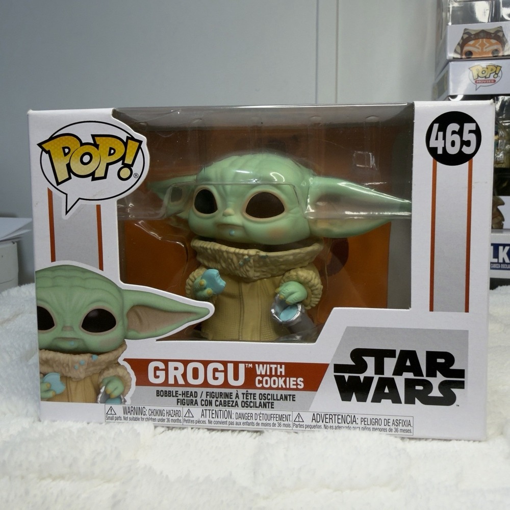 Funko Pop! Star Wars: The Mandalorian - Grogu with Cookies #465 Bobble-Head